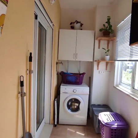 2 Bedroom With Pool In 塔维拉