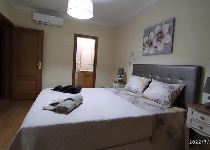 2 Bedroom With Pool In Сasa de vacaciones *