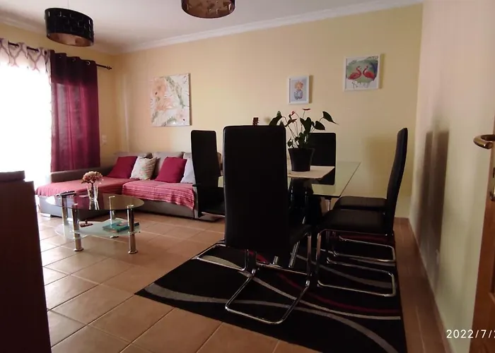 2 Bedroom With Pool In Сasa de vacaciones *